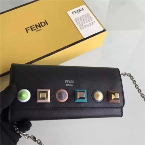 FENDI ҵ 0251 2017¿ϷСţƤ๦ܳíб ɫʶ