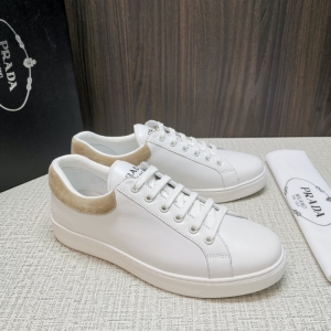 4E3544 Prada2020¿Ь PradaƤ˶Ь СЬ аЬ