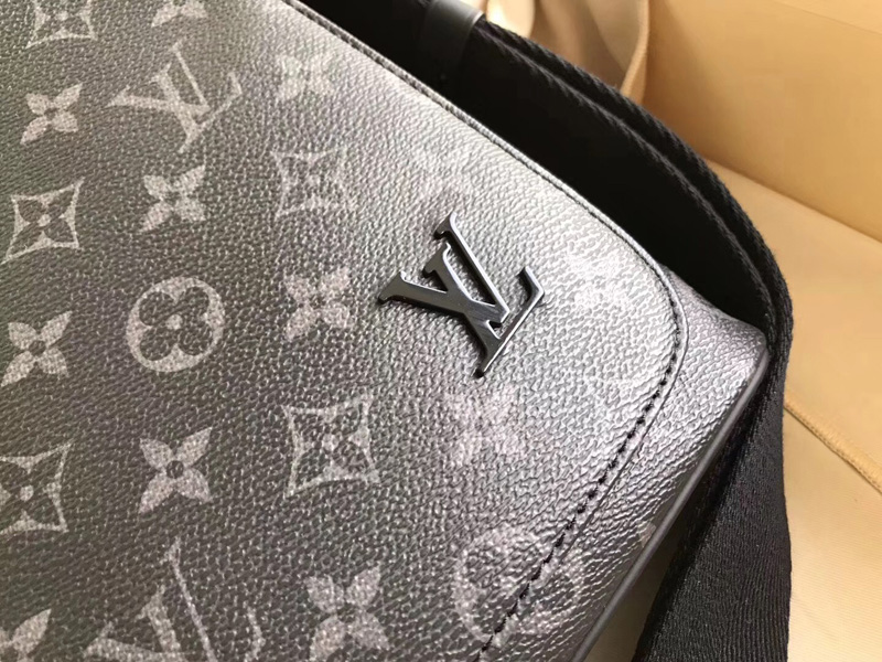 M44001 LV DISTRICT MM 中号手袋LV2017新款男包LV男士斜挎包- 米兰站