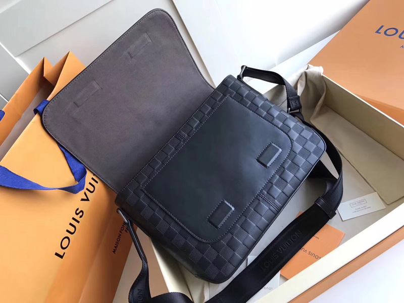 LOUIS VUITTON レザー手袋 サイズ6 N41286 LV DISTRICT 小号手袋LV全皮系列男包LV单肩斜挎包- 米兰站
