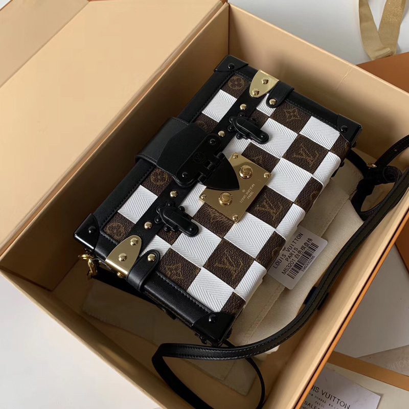 M53201 LV PETITE MALLE 手袋 Monogram 单色和双面帆布盒子 LV盒子包