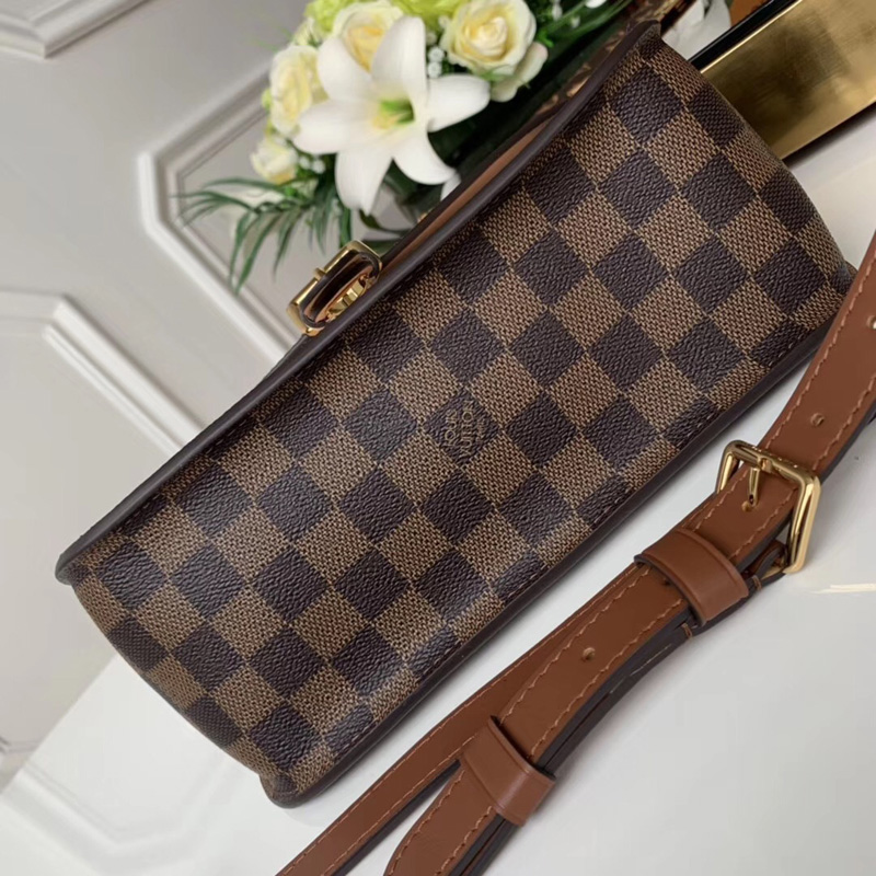 LOUIS VUITTON手袋 LV SOUL SIDE TRUNK EAST WEST郵差手袋型號：M11615黑色| Mico