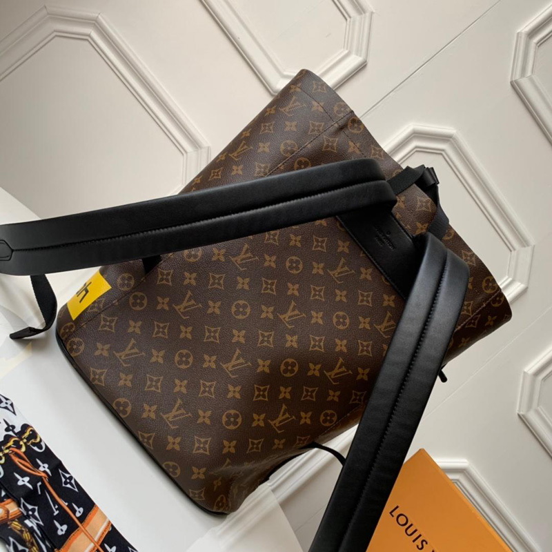 M44615 LV CHALK 双肩包 Monogram老花1854印花图案 LV双肩包 LV背包