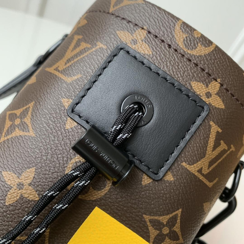 M44632 LV CHALK NANO 手袋 Monogram老花1854印花图案 LV水桶包