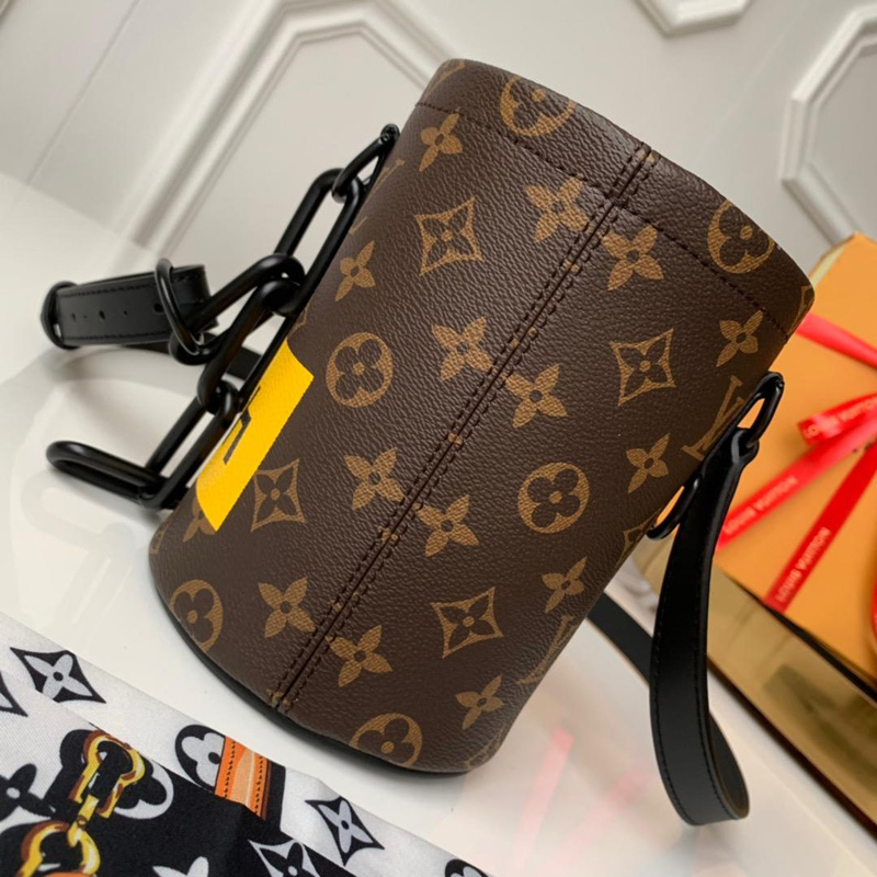 M44632 LV CHALK NANO 手袋 Monogram老花1854印花图案 LV水桶包
