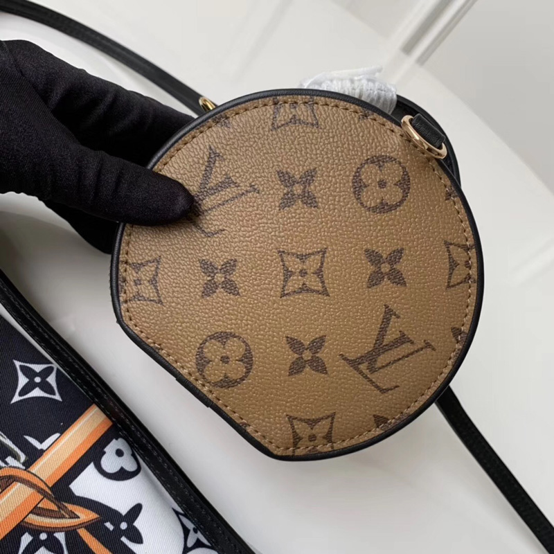 M68276 LV MINI BOITE CHAPEAU 手袋 Monogram Reverse 涂层 LV圆饼包