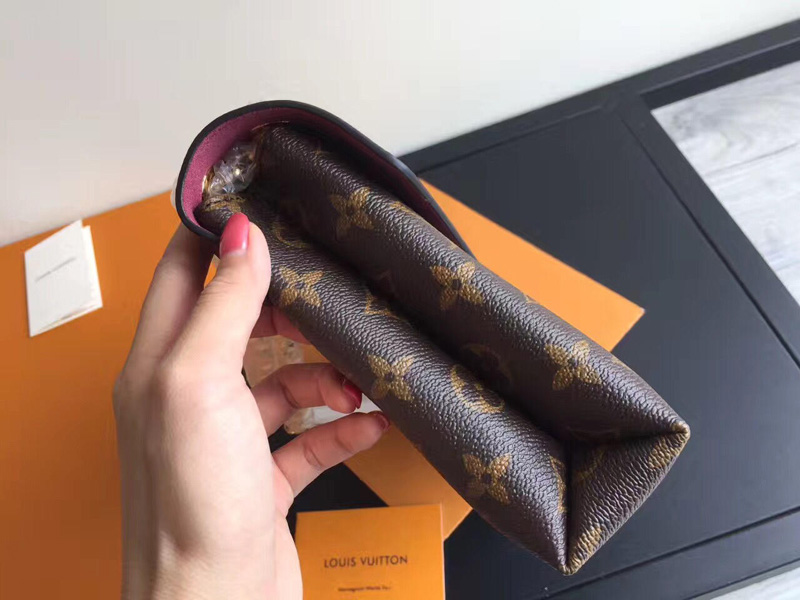 M41200 LV PallasChain手袋Monogram帆布女包LV链条包紫色- 米兰站