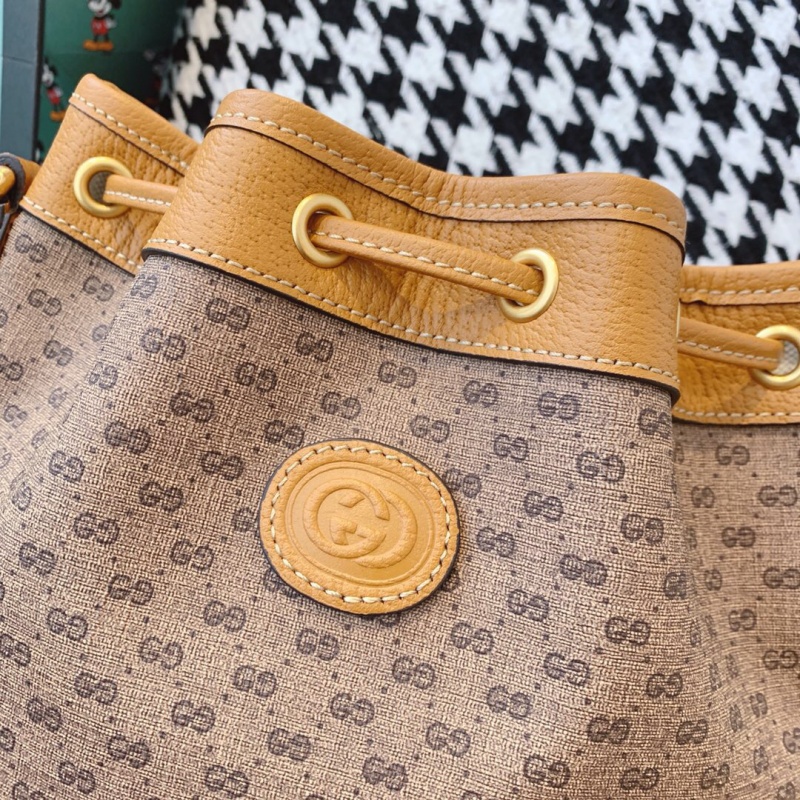 602691 Gucci2020新款Disney x Gucci米奇系列小号水桶包- 米兰站
