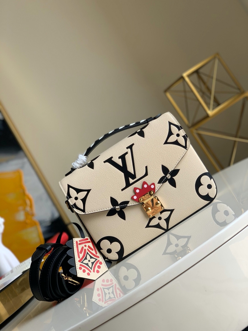 M45384 LV CRAFTY POCHETTE METIS 手袋压纹粒面牛皮邮差包奶白色- 米兰站
