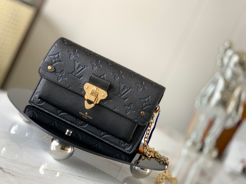 M67839 LV VAVIN 链条包压纹牛皮迷你链条包黑色- 米兰站