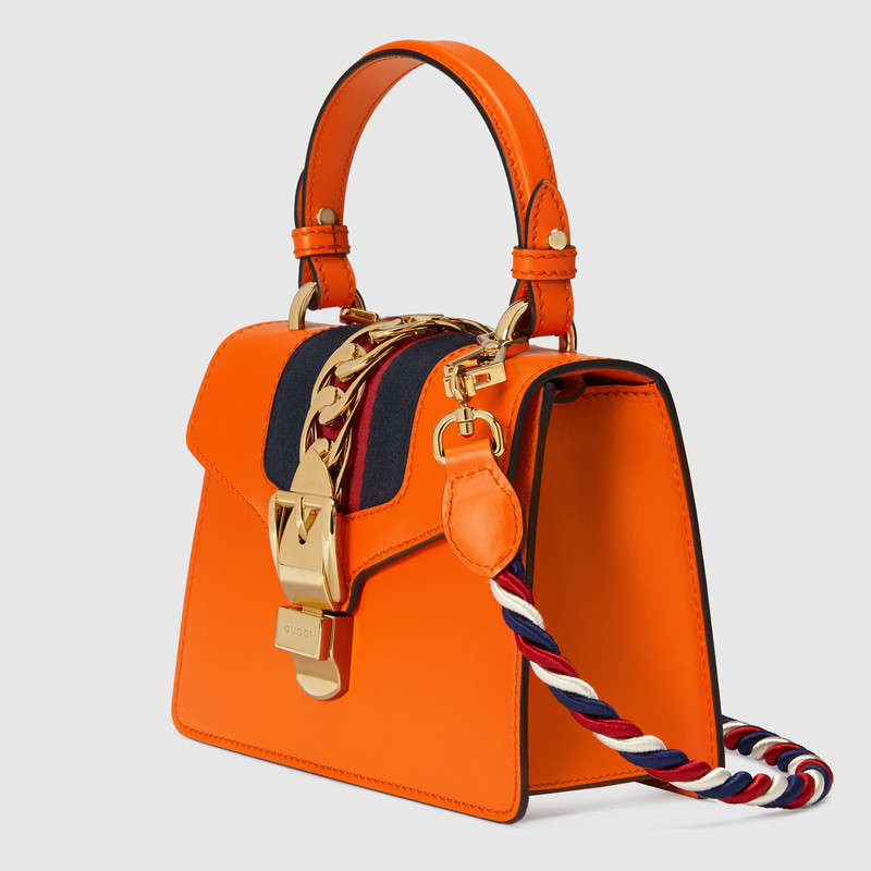 470270 D4ZAG 7574 GUCCI Sylvie 系列皮革迷你手袋橘色- 米兰站