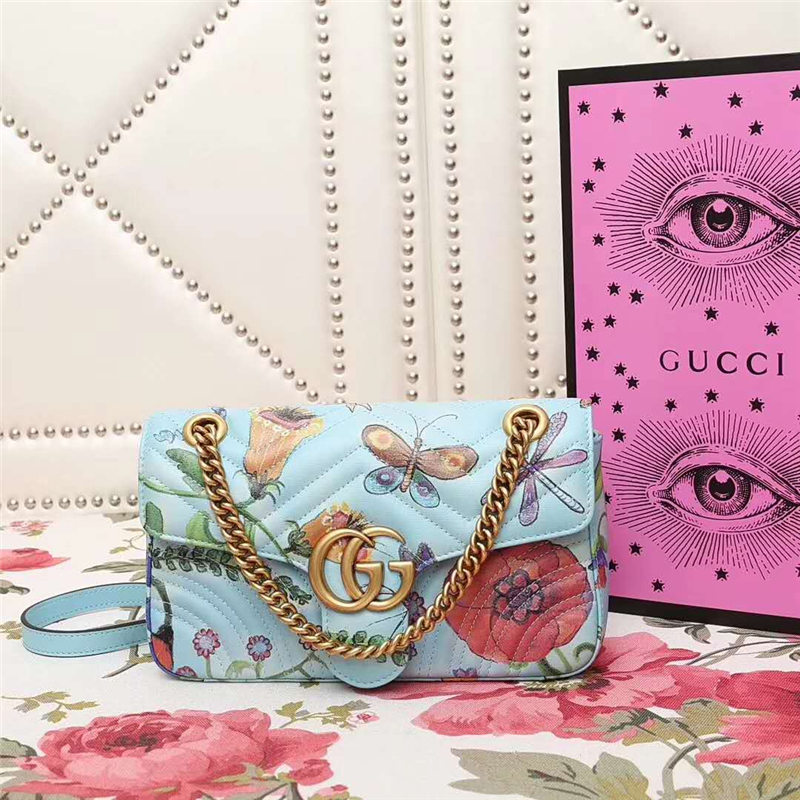 Gucci 写真集 『Disturbia』　未開封 傷あり Gucci 写真集 『Disturbia』 未開封 傷あり Gucci 写真集