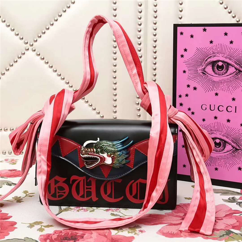 466404 GUCCI 新款龙头印花丝缎提手肩带手提单肩包黑色- 米兰站