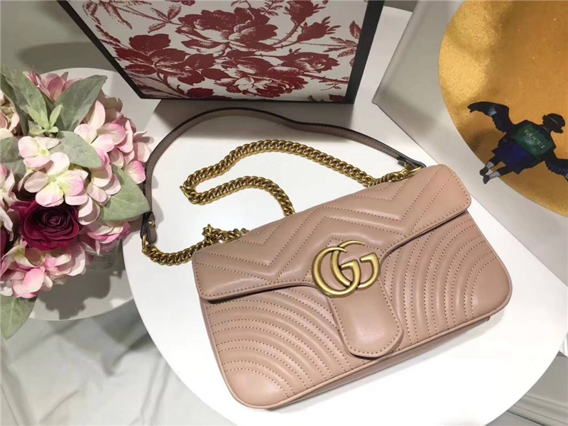 443497 GUCCI GG Marmont系列绗缝小号链条肩背包藕色- 米兰站
