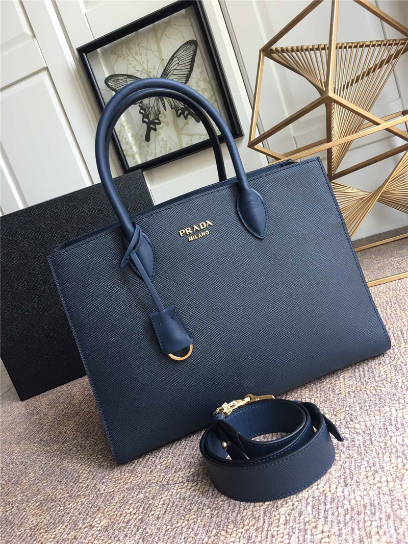1BA153 Prada Prada