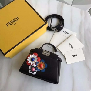 FENDI ҵ¿ ʱװƤMICRO PEEKABOO ̫Сè ɫʻ