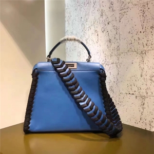 FENDI  ҵ7210 СţƤ Ƥ  