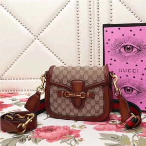 384821 Gucci 临 GGţƤ ֯  ɫ