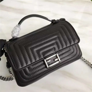 FENDI ҵ 8770 ʱװ Micro Baguette ѹ˫ ɫ