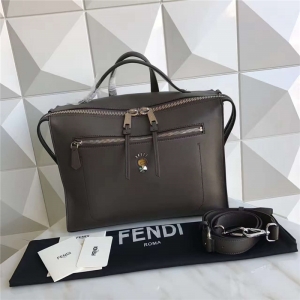 FENDI ҵ 2522 ɫСţƤ Գ μ米