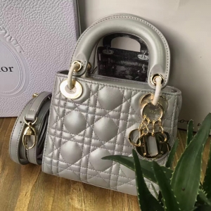 Diorϰ Lady Dior ϰ´ Mini ɫƤ Dior 