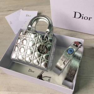 Dior LADY DIORСƤ 2017¿ϰ»´ ɫ