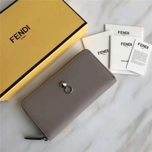 Fendi ҵ 0212 2017СţƤ  