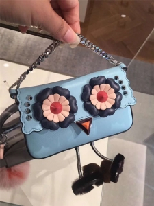 203 FENDI ҵ С޴Ű ƴɫí  ɫ