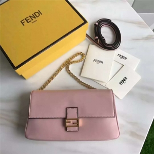 212 FENDI ҵ ʱװMICRO BAGUETTE ˫F  б ɫ