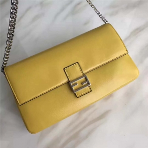 212 FENDI ҵ ʱװMICRO BAGUETTE ˫F  б ɫ