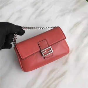 212 FENDI ҵ ʱװMICRO BAGUETTE ˫F  б שɫ