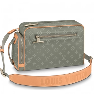 M43884 LV  LV Monogram Titaniumа LVа LV