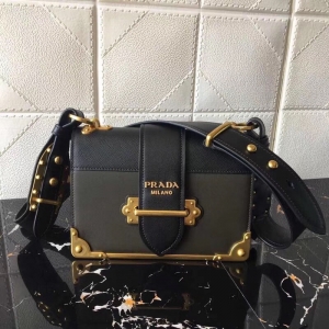 1BD045 Prada cahier ȫ ʮţƤ ͭװ ִ ƴī