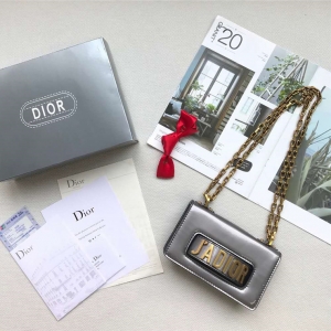 S9002 ϰŮ Dior ϰ Jadolr DiorСţƤ ɫ