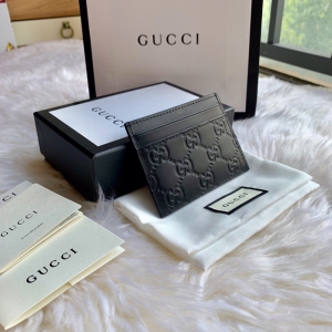 233166 Gucci SignatureƤ￨Ƭ Gucci ţƤѹɫ