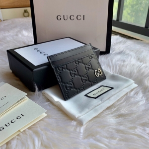 473927 Gucci SignatureƤ￨Ƭ Gucci ɫ