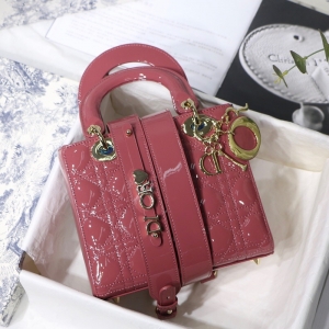 M0538 ϰLady Dior My ABCDior ִ Ƥٸ õ