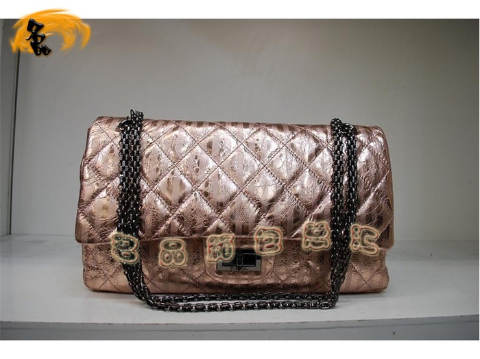 35903 Chanel¿ СƤʱŮ Chanelб Chanel ɫ