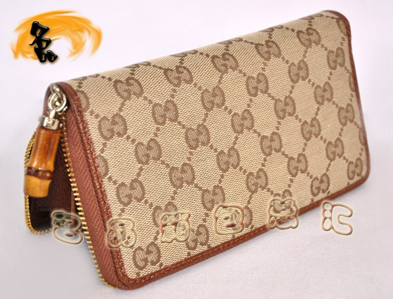 138037 GucciǮ Gucciڰ Gucci˫GʱŮ GucciǮ ɫ