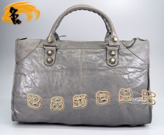 084324A BalenciagaŮ   ƤʱŮ ǳɫ