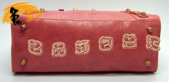 084324B BalenciagaŮ   ƤʱŮ ۺɫ