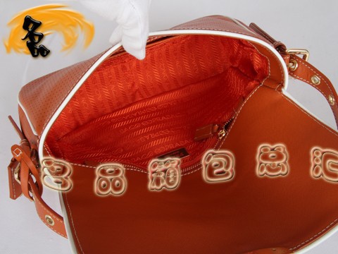 BR4424  Prada  ¿Ůʿа ͷţƤŮ ɫ