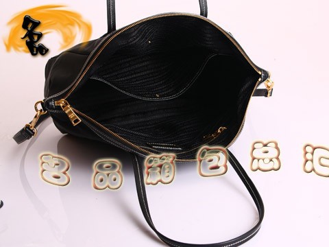 BR4664  Prada б ¿Ůʿа ͷţƤŮ ɫ