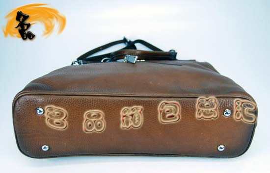 80068 Prada Pradaʱа б ¿Ů ǳɫ