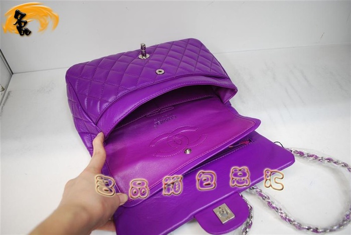 35980 ζŮʿ Chanelб ChanelƤŮ CHANEL2.55ϵ ɫ