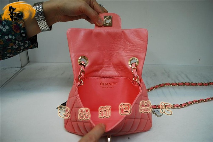 1114 ChanelƤŮ CHANEL2.55ϵ ζӰ Chanelб ۺɫ