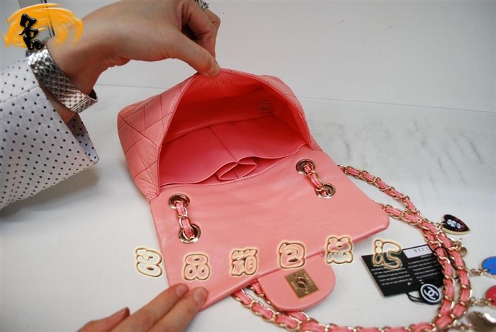 1116 ChanelƤŮ ζӰ Chanelб CHANEL2.55ϵ ۺɫ
