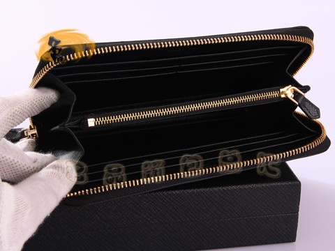 1M0506 Prada¿ʮţƤǮ PradaǮ ﳤǮ PradaŮ ɫ