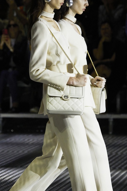 Gucci古驰上架2024春夏系列新包绗缝方格，马术传统系列！