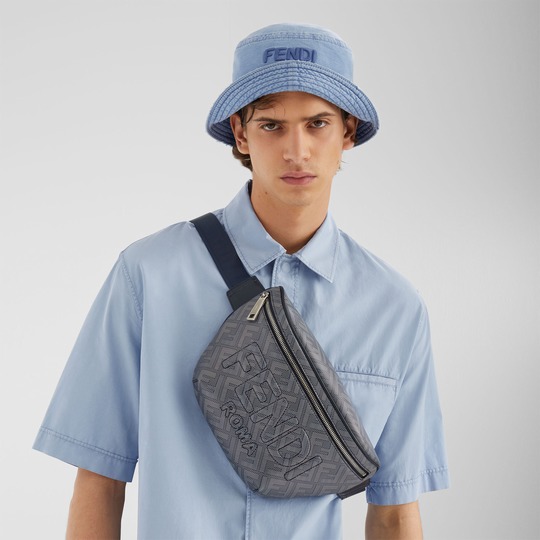 FENDI 上市「FENDI Shadow」系列男士包袋：蓝白色斜纹老花
